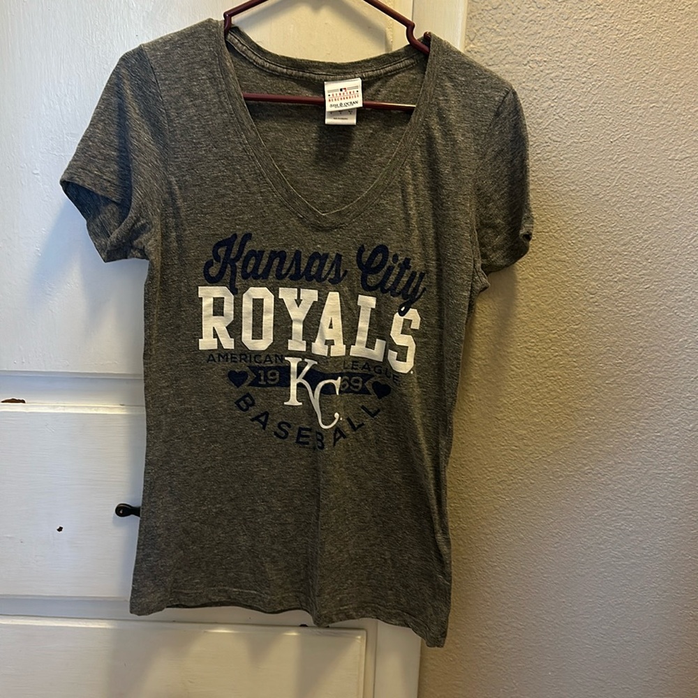 Women’s size medium Kansas City Royals shirt